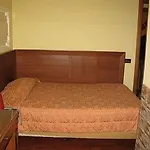 Enea فندق مبيت وإفطار 3*