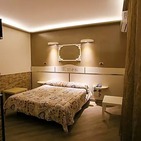Enea Oda ve Kahvaltı Napoli