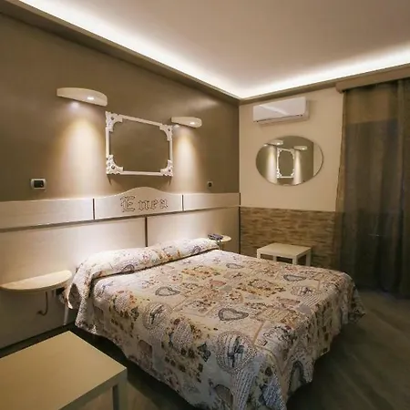 Enea 3* Naples