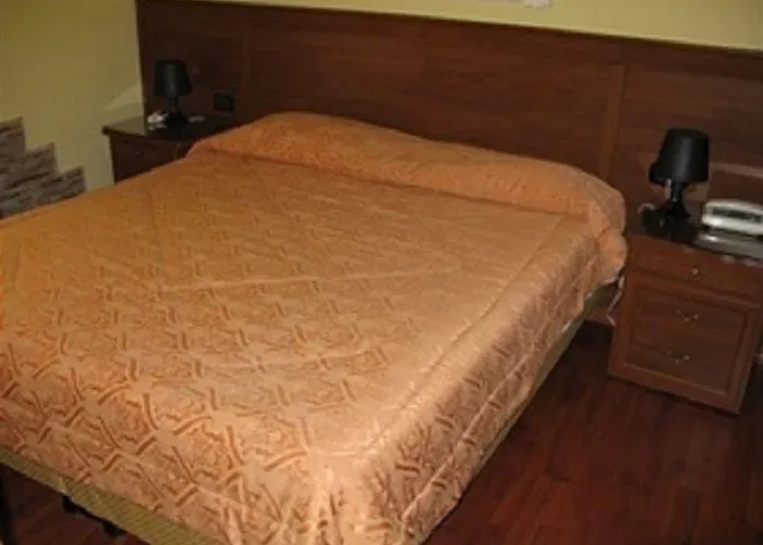 Enea فندق مبيت وإفطار 3*