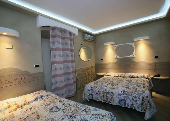 Enea 3* نابولي