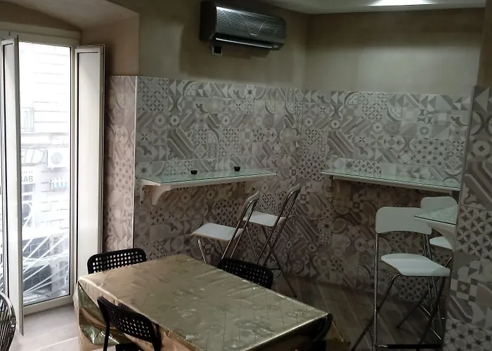 Bed & Breakfast Enea Neapol