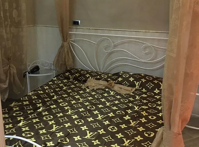 Bed & Breakfast Enea Neapol